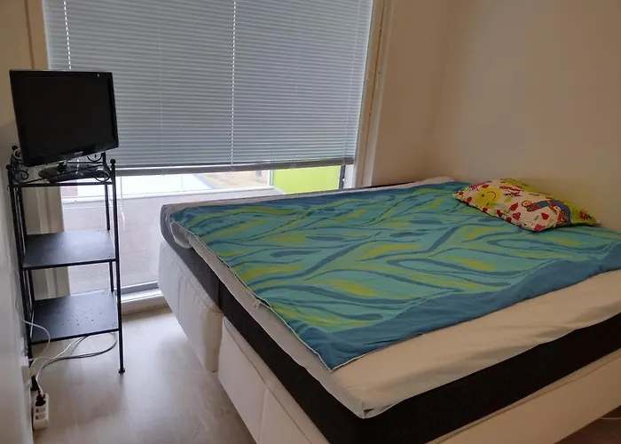 Private-yksityinen-частный In Shared Into Airport-bustrain Station-university *