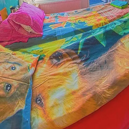 Hotel Private-yksityinen-частный In Shared Into Airport-bustrain Station-university *